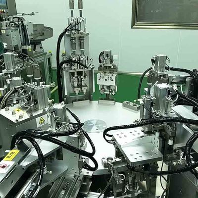 अच्छी कीमत फ्लिप कैप असेंबली मशीन रोटरी फिलर और कैपर सीई प्रमाण पत्र ऑनलाइन