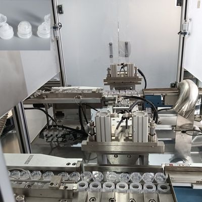 अच्छी कीमत स्वचालित कैप असेंबली मशीन फ्लिप टॉप ड्रिंक बोतल कैप असेंबली मशीन फोल्डिंग और क्लोजिंग फ़ंक्शन के साथ ऑनलाइन