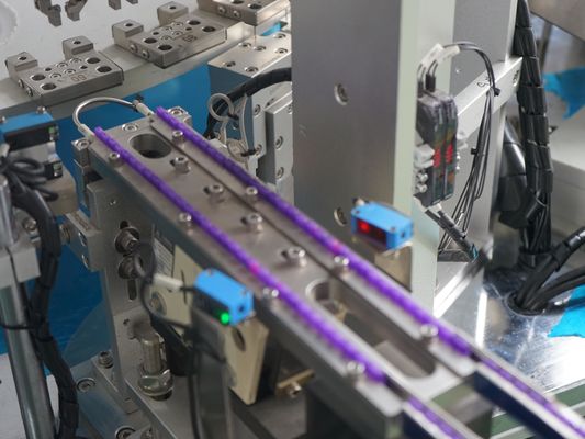 अच्छी कीमत कारुसेल ऑपरेशन के साथ रक्त संग्रह सुइयों के लिए स्वचालित असेंबली मशीन, ग्राहक की जरूरतों के अनुसार अनुकूलित, उच्च क्षमता ऑनलाइन
