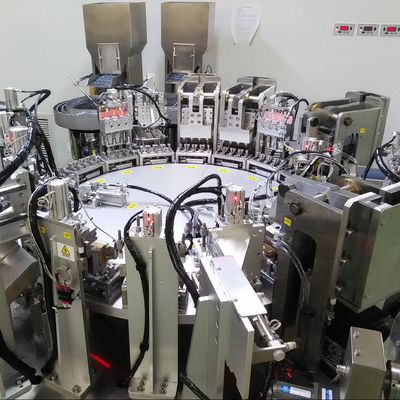 यूरो कैप डबल पोर्ट कैप असेंबली मशीन AC380V 50Hz स्टेनलेस स्टील सामग्री में