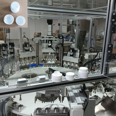 अनुकूलित क्षमता दैनिक आवश्यकताओं की इकट्ठा मशीन कपड़े धोने के लिए डिटर्जेंट बोतल कैप स्वचालित पेंच मशीन