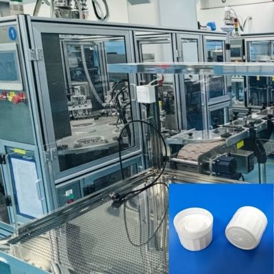 सिलिका जेल डेसीकेंट कैप असेंबली मशीन स्थिर प्रदर्शन पीएलसी नियंत्रण रिमोट कंट्रोल