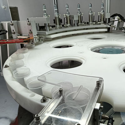 अच्छी कीमत Automatic Urine Cup Assembly Machine with 99% Qualified Rate 2500-10000pcs/hr Easy to Use Operation ऑनलाइन