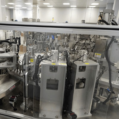 अच्छी कीमत High-Speed Euro Cap Assembly Machine with 3600-1400pcs/hr Production and 0.6-0.8MPa Air Pressure for Infusion Caps ऑनलाइन